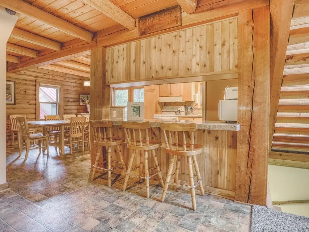 Cedarwood Lodge