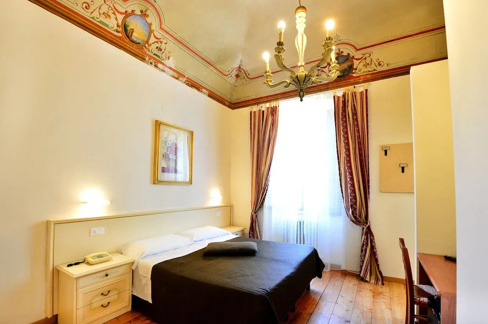 Hotel Iris