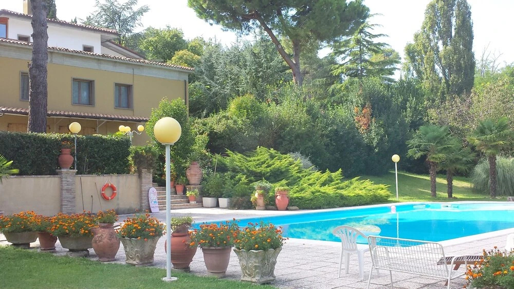 Pesaro - House in the Park to 4 km From the Sea. Peace and Absorbed Relax