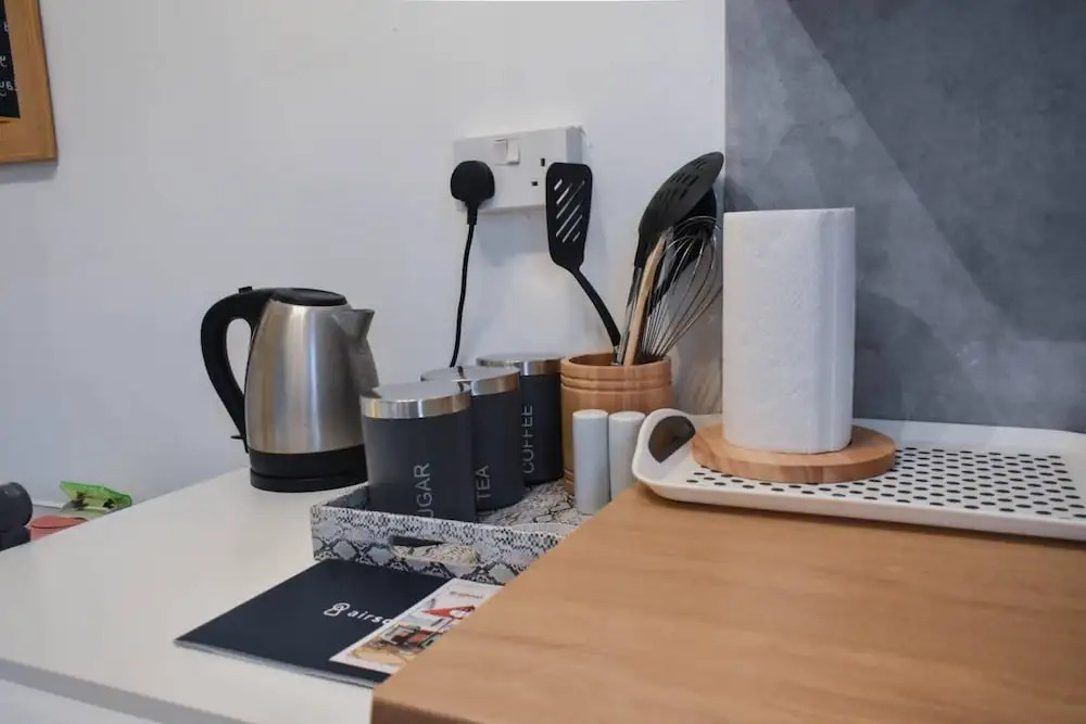 Refurbished Studio Flat Next To Brighton Station