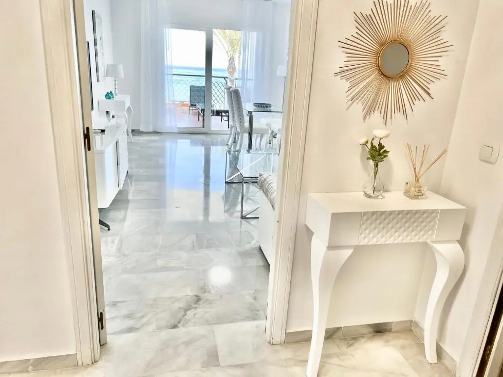 MI CAPRICHO 170 Beachfront Apartment