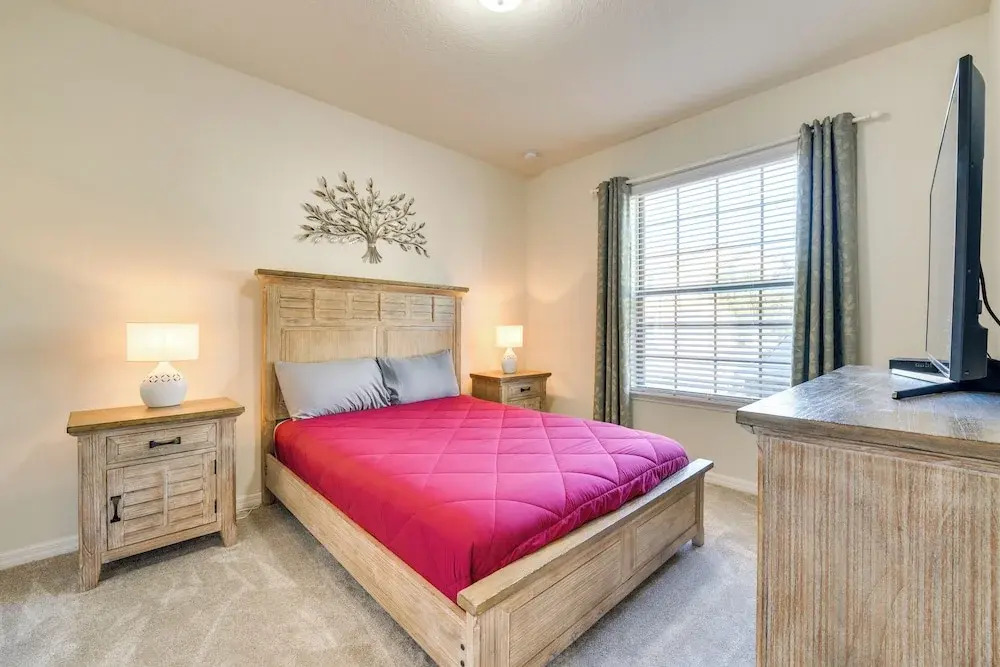 13 Mi to Wdw: Family Home w/ Private Pool & Perks!