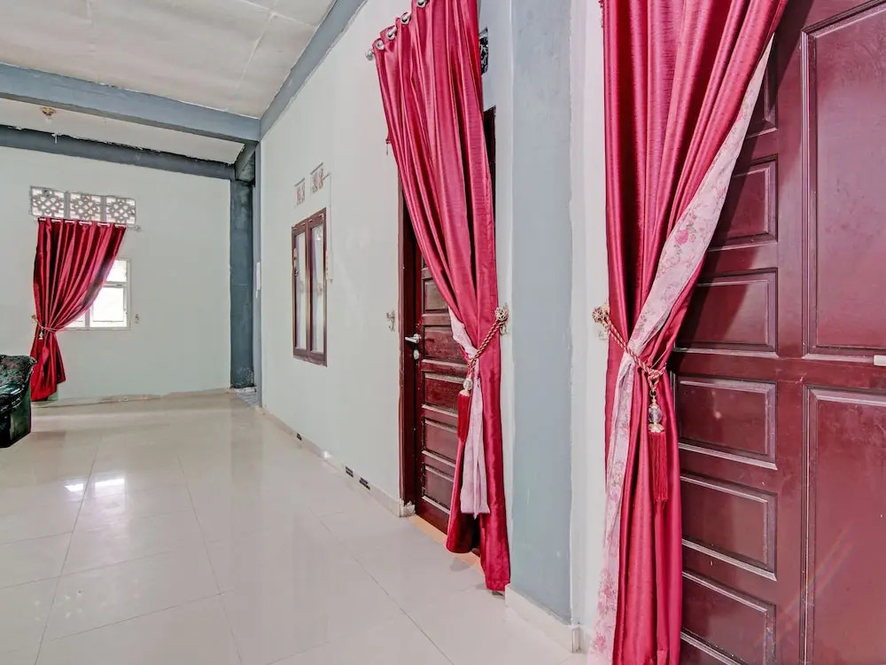 Hotel O Meranti HomestayNearJembatan Siak
