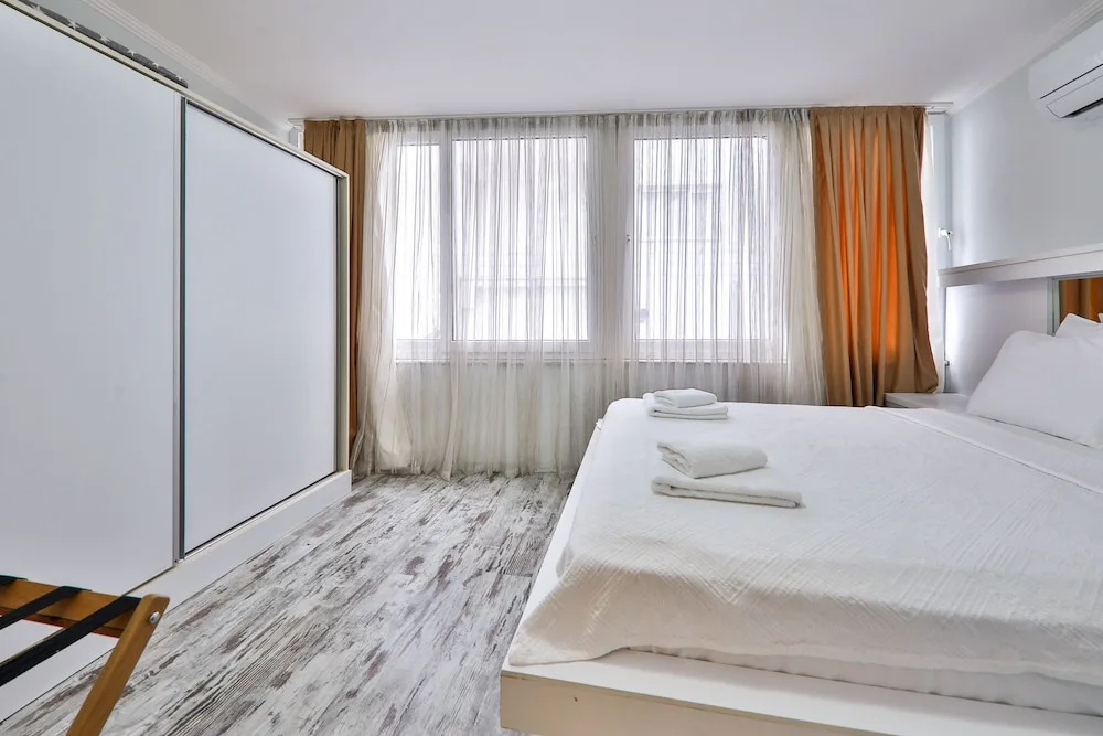 Yaz Apart Hotel