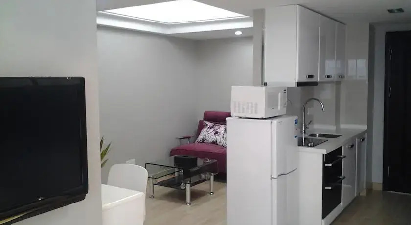 Hangzhou GoGo Apartments