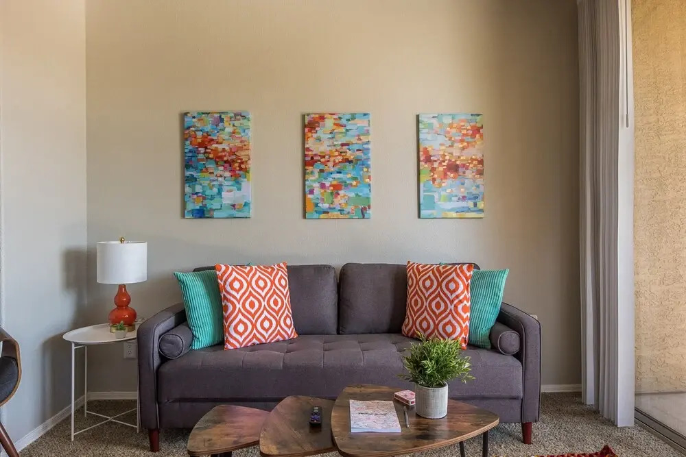 FRONTDESK North Scottsdale Paradise Valley Apts