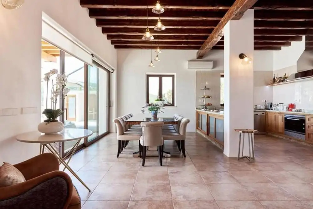 Villa Can Prats, Luxury Villa Surrounded by Nature
