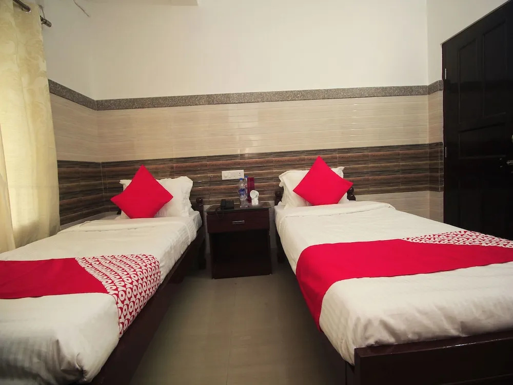 OYO 14974 Surabhi guest house