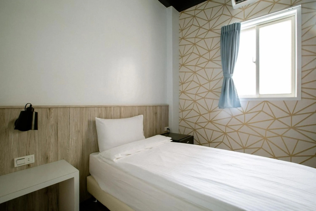 Starrywhale hostel