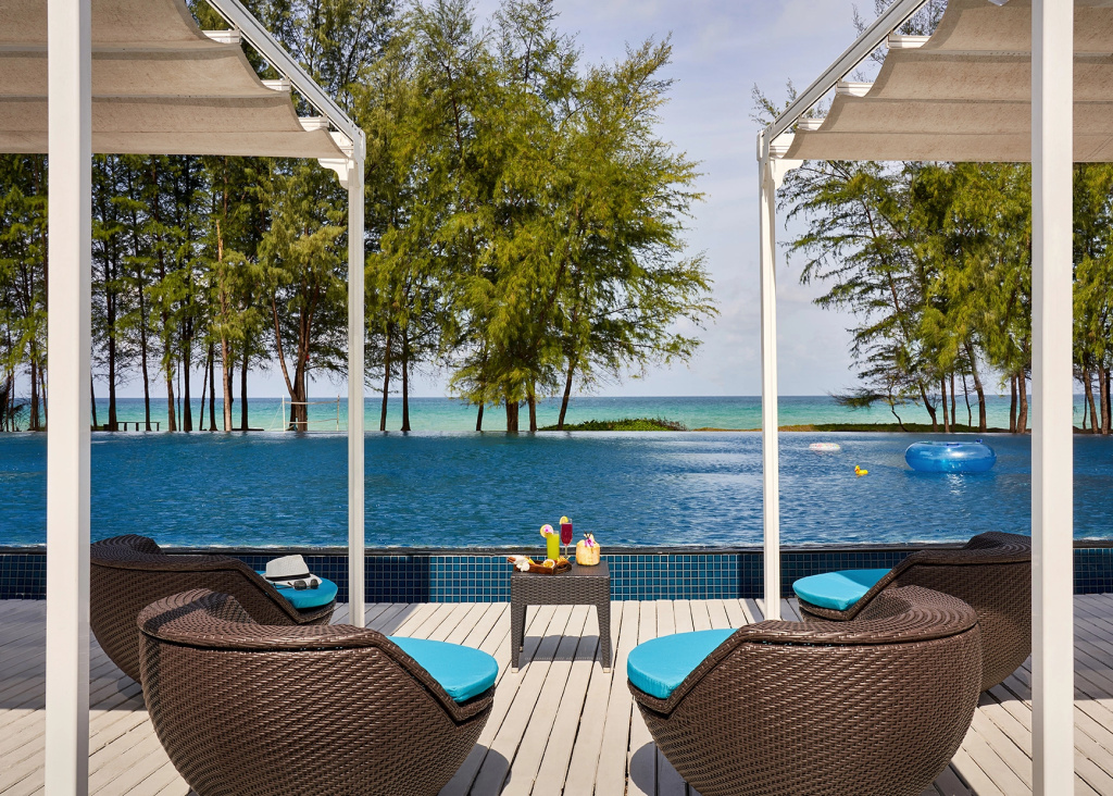 Splash Beach Resort Phuket, Family-Friendly Beachfront Resort