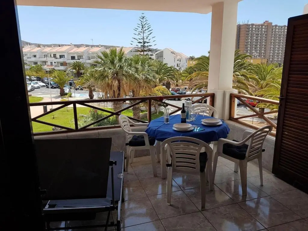 San Marino with heated pool, only 450 meters to the beach, wifi