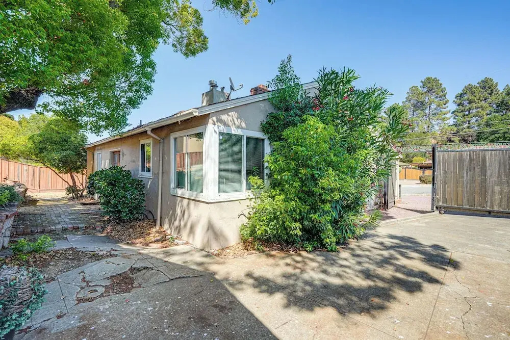Serene Studio in SF Suburbs: Quiet + Cat Friendly!