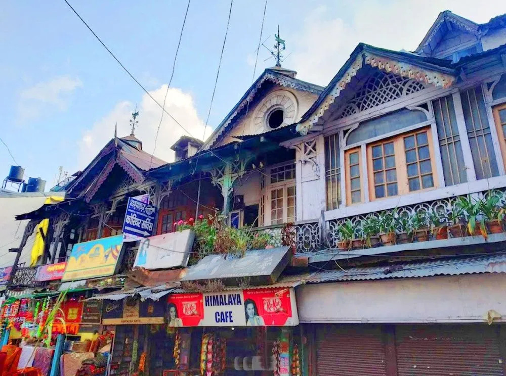 Goroomgo Avon Nainital