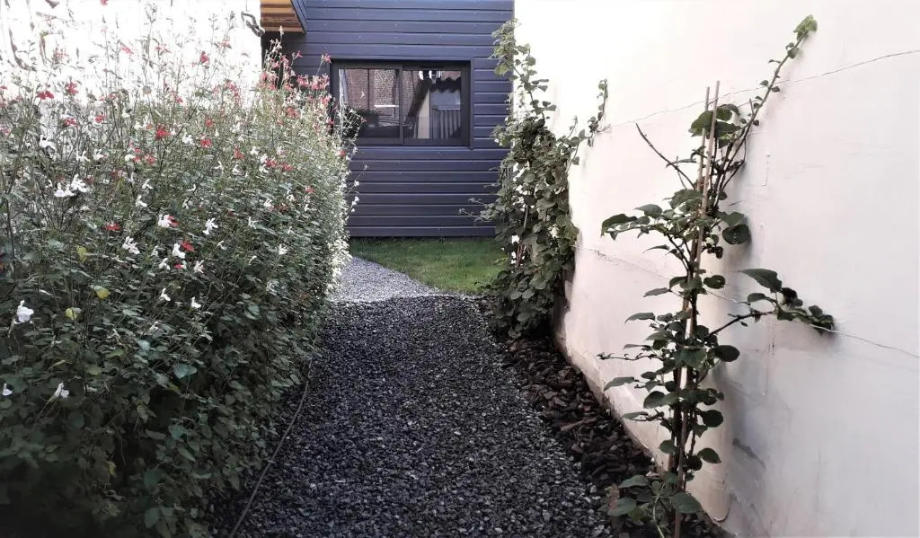 Studio avec jardin et stationnement gratuit à Rouen