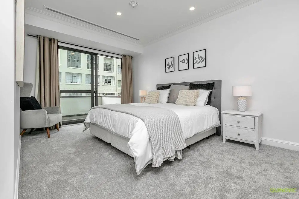 QV Modern Apartment in CBD - 078