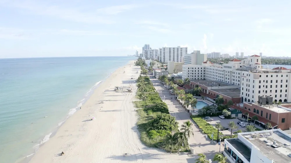 306 Studio Hollywood Beach
