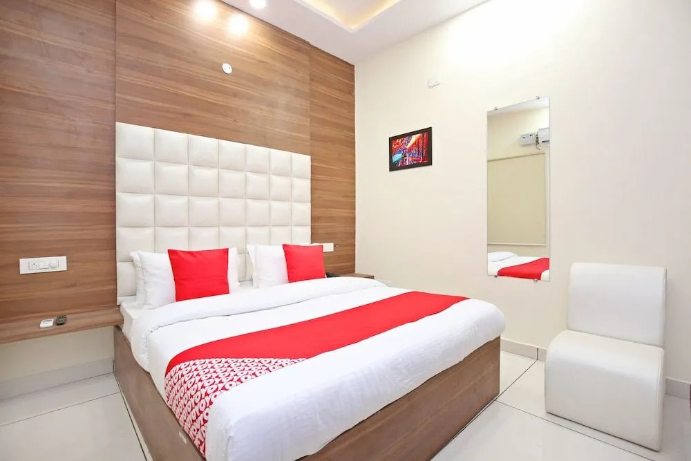 Hotel 365