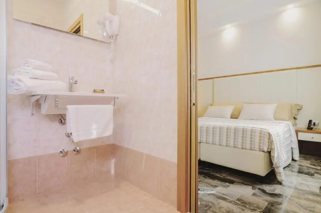Piccolo Hotel