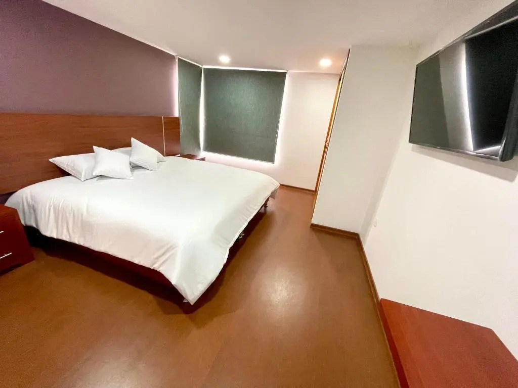 HOTEL HOME