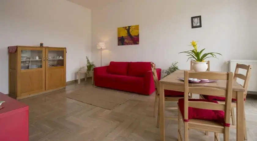 Masini B Halldis Apartment