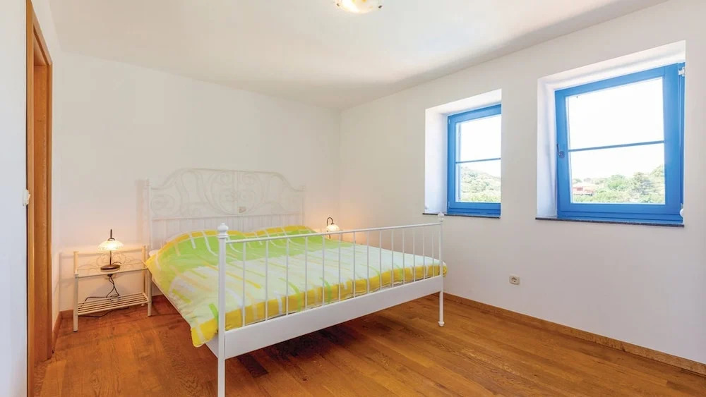 Apartments Lapida