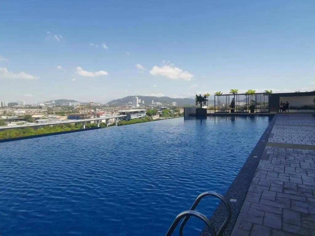 Landmark Residence 2 Service Apartment 5min to MRT 20min to KL