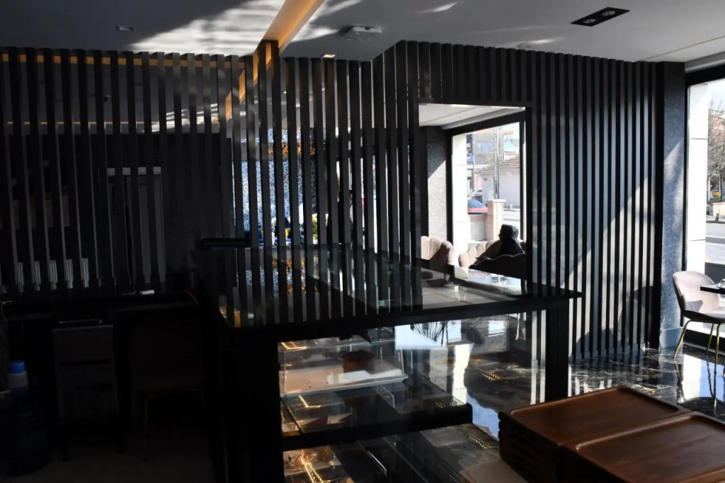 Hmz LUXURY HOTEL