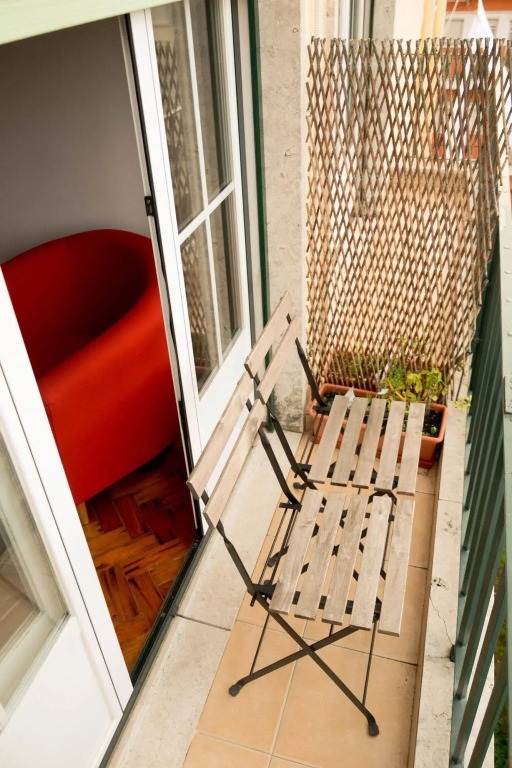 Alvalade II Airport Guest House