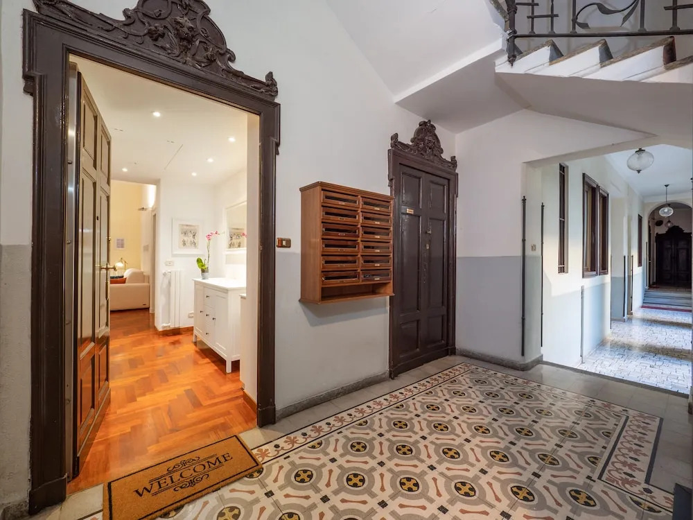 Menotti Apartment