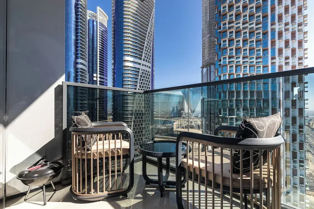 Simply Comfort Vacation Homes Rental Apartments at Nobles Tower Luxury Burj View