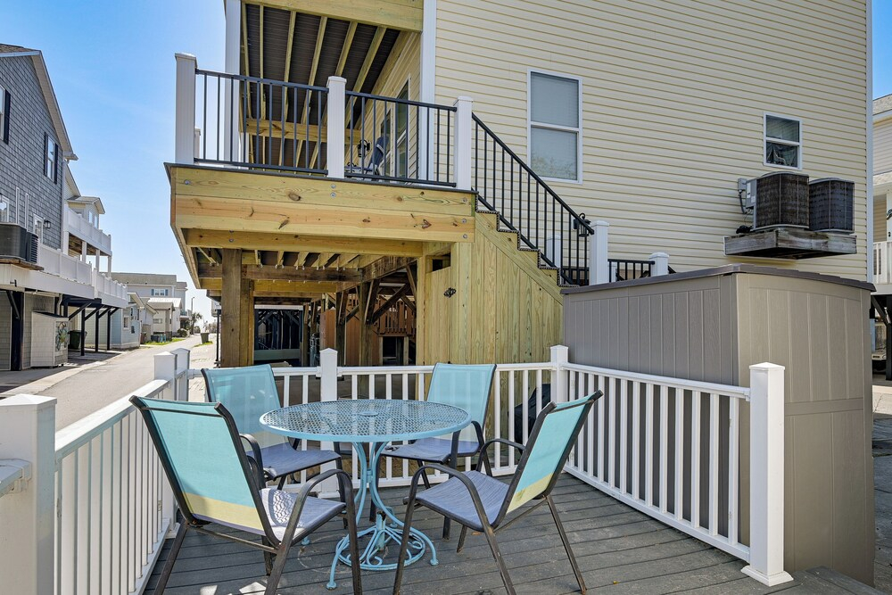 Golf Cart + Beach Access! Ocean Lakes Retreat