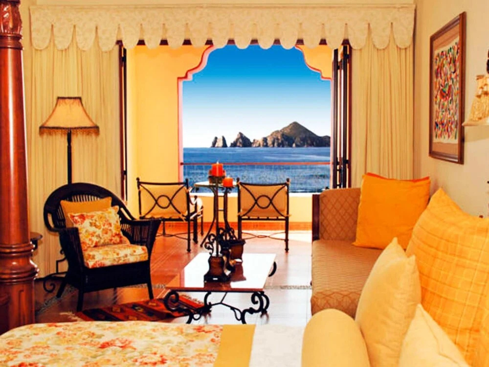 Charming 1BR With Ocean View in Cabo San Lucas