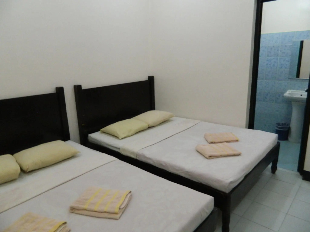 Boracay Travelodge Beach Resort