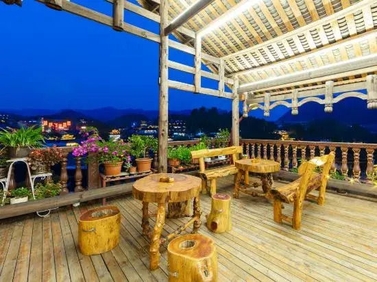 Furong Town Hanxiangju Homestay (Furong Town Dapubu)