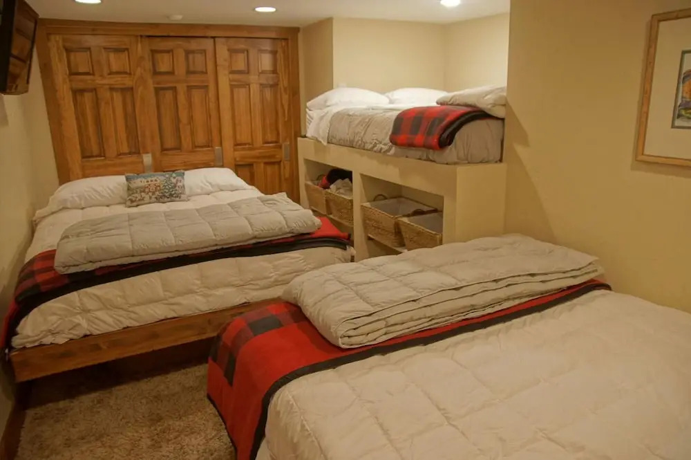 Promontory 19 [4-Bedroom] (202884-3842) Condo