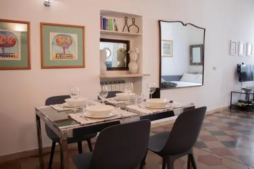 Piazza Firenze Apartment