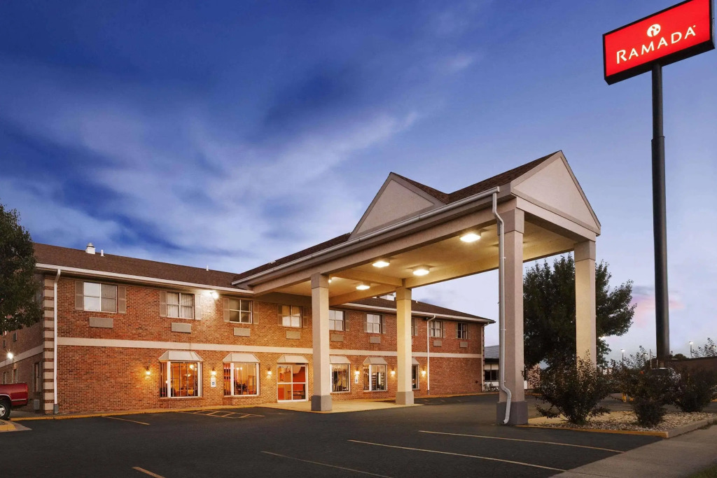Ramada Sioux City