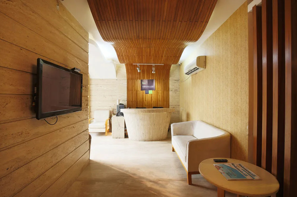 FabHotel GRD DLF Square