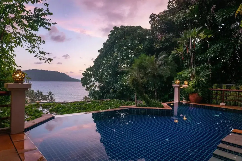 Kata Noi Beach 2br Seaview Condo