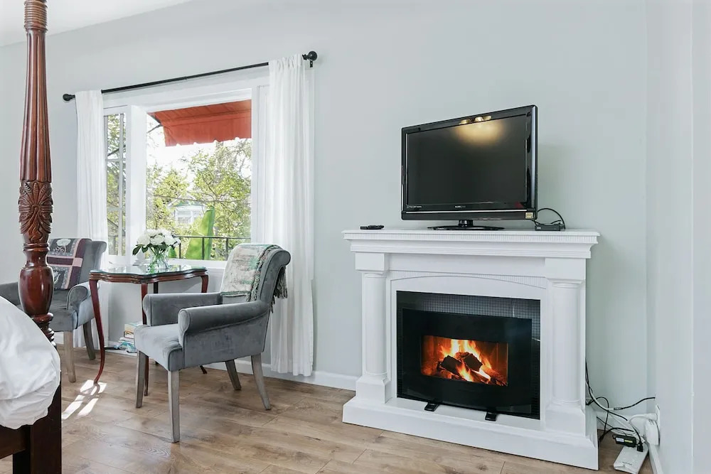 427 Santa Barbara (1655-159030) - Studio Hotel Room