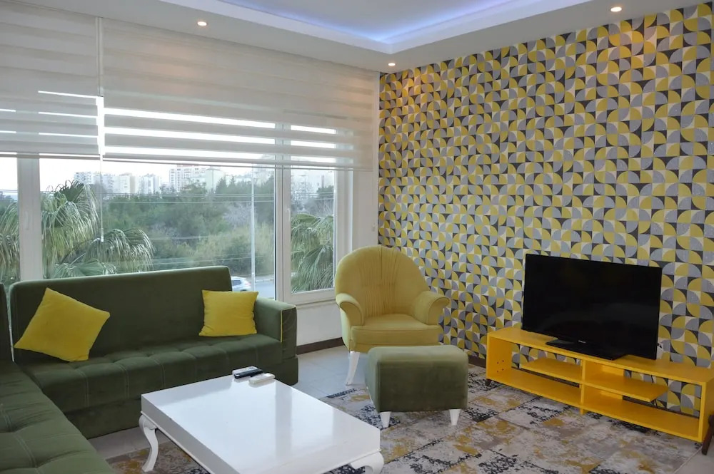 Antalya 242 Gold Tower