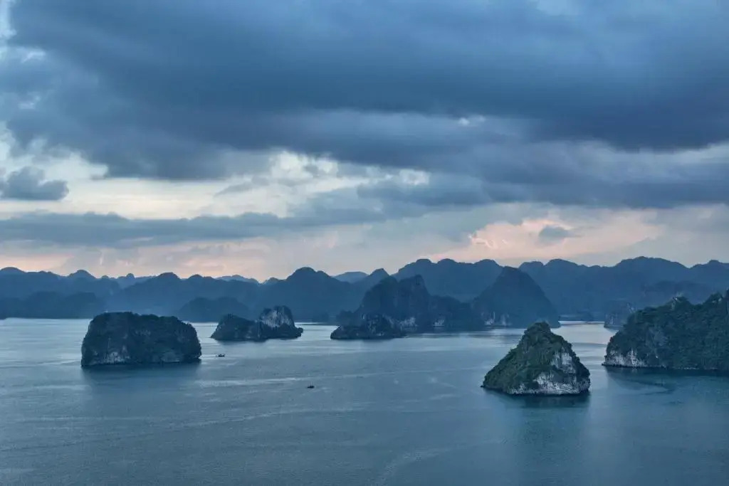 Secret Halong Cruise