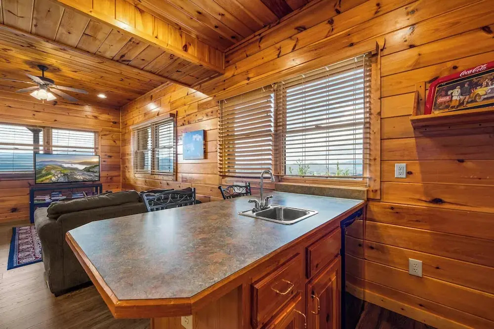 Lookout Lodge