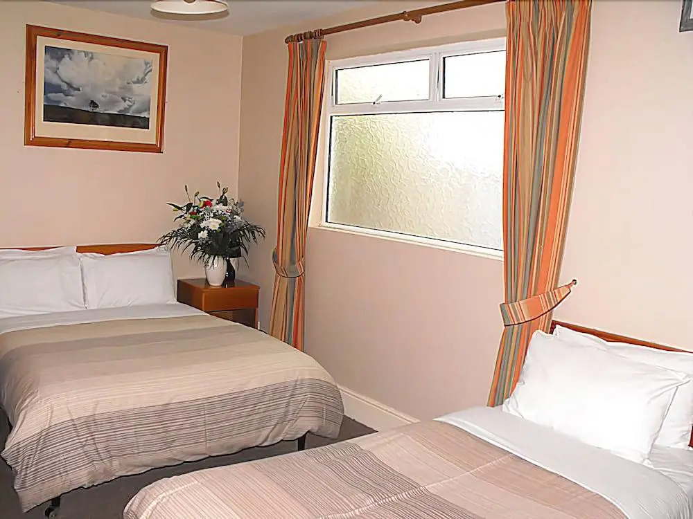 Iveagh Lodge