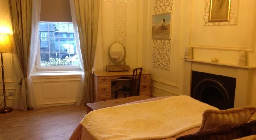 Victoria House B&B