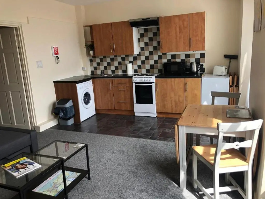 Comfy Stays Swansea Flat 3