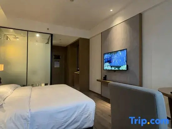 Huayue Hotel