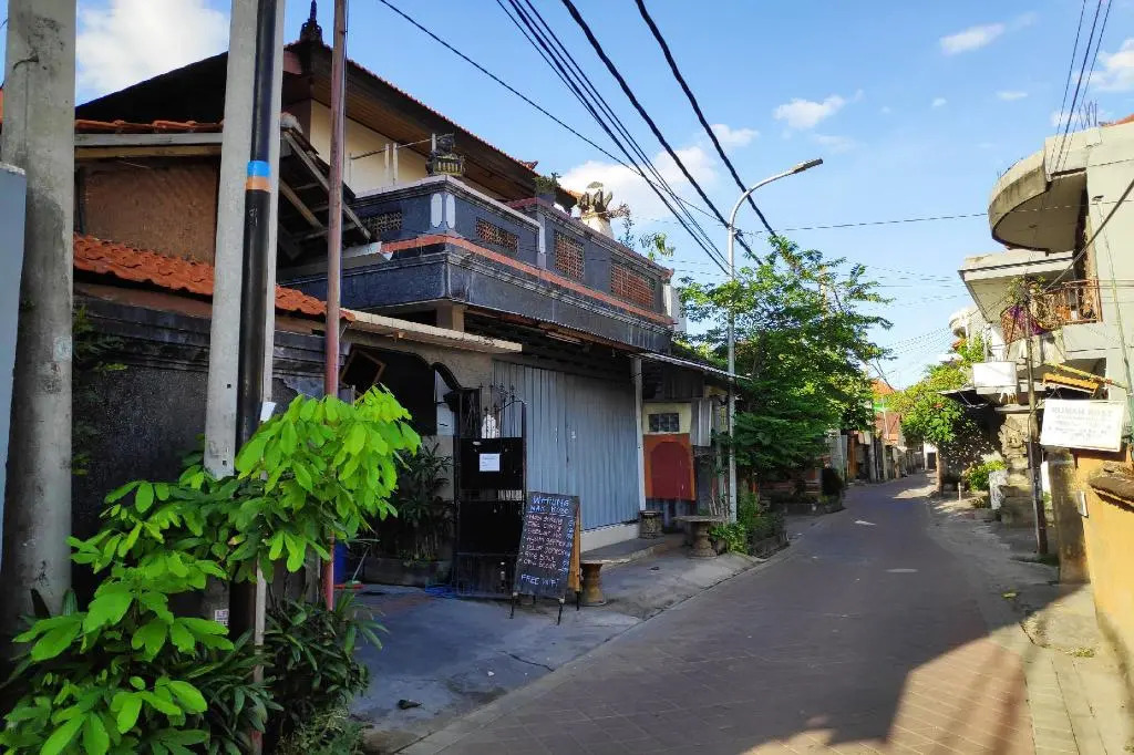 OYO 3694 Gong Corner Guest House 2