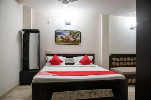 OYO 16598 Hotel Geetanjali