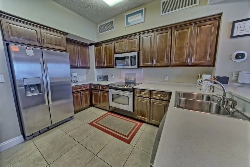 Wondrous Condo with Beach Access and Poolside Beach - Unit 2103 by RedAwning